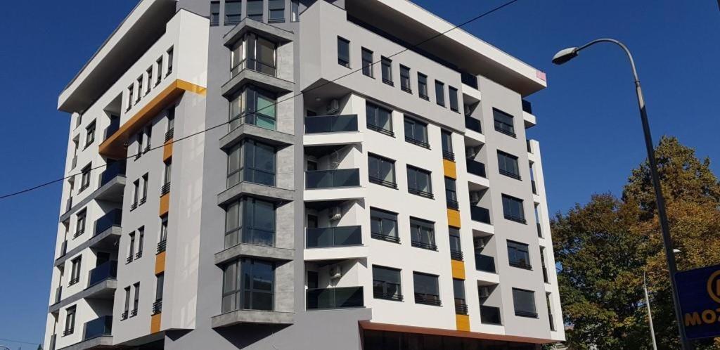 Apartman Natasa Sa Podzemnom Garazom Banyaluka Dış mekan fotoğraf
