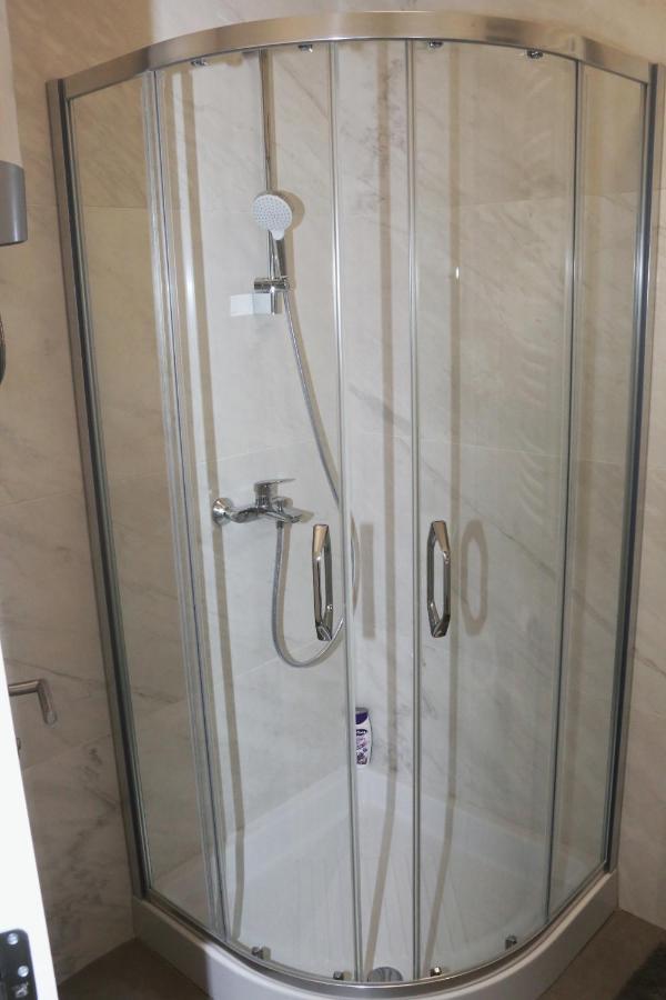 Apartman Natasa Sa Podzemnom Garazom Banyaluka Dış mekan fotoğraf